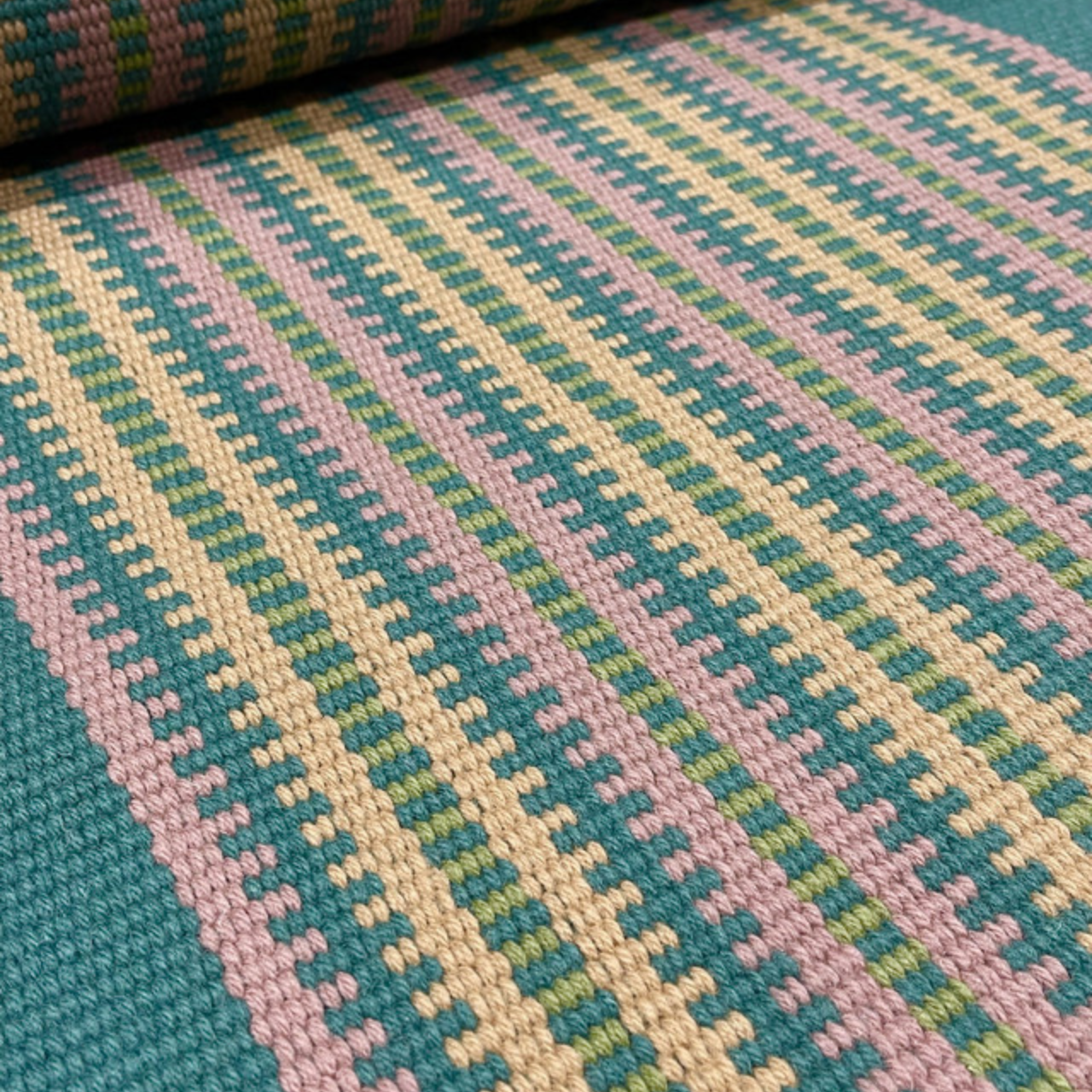 Traploper Off the Loom Doxford - Calamine
