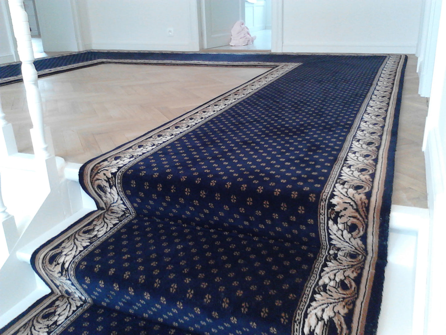 Traploper Louis de Poortere Royal Aubusson Blauw