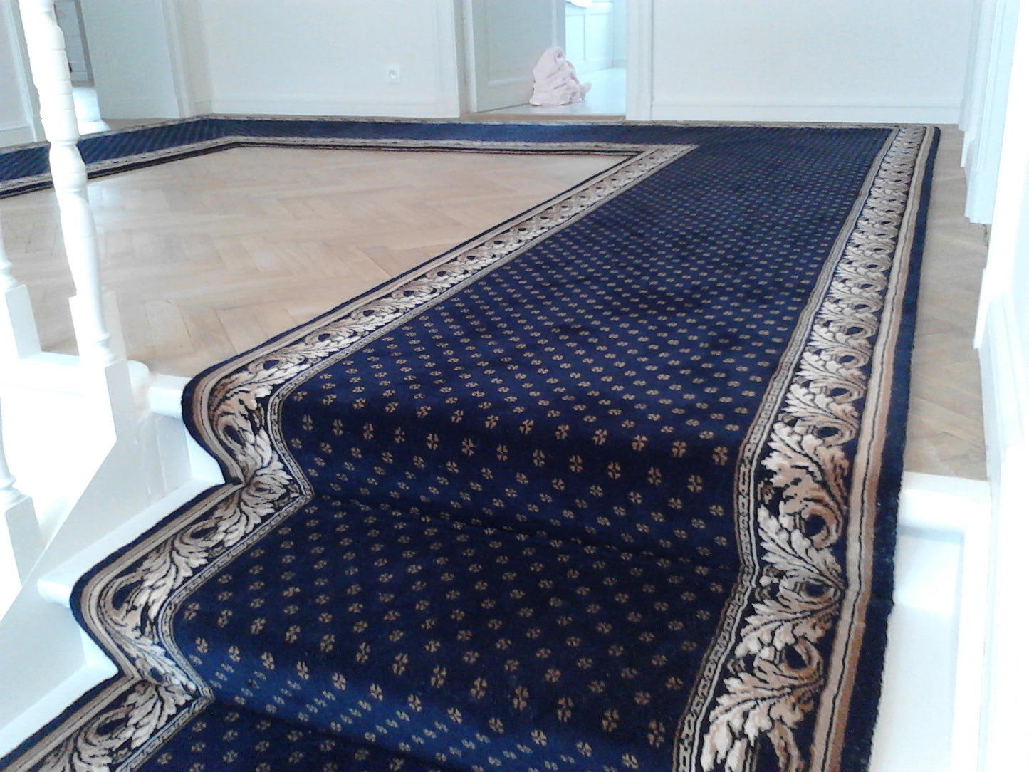 Traploper Louis de Poortere Royal Aubusson Blauw