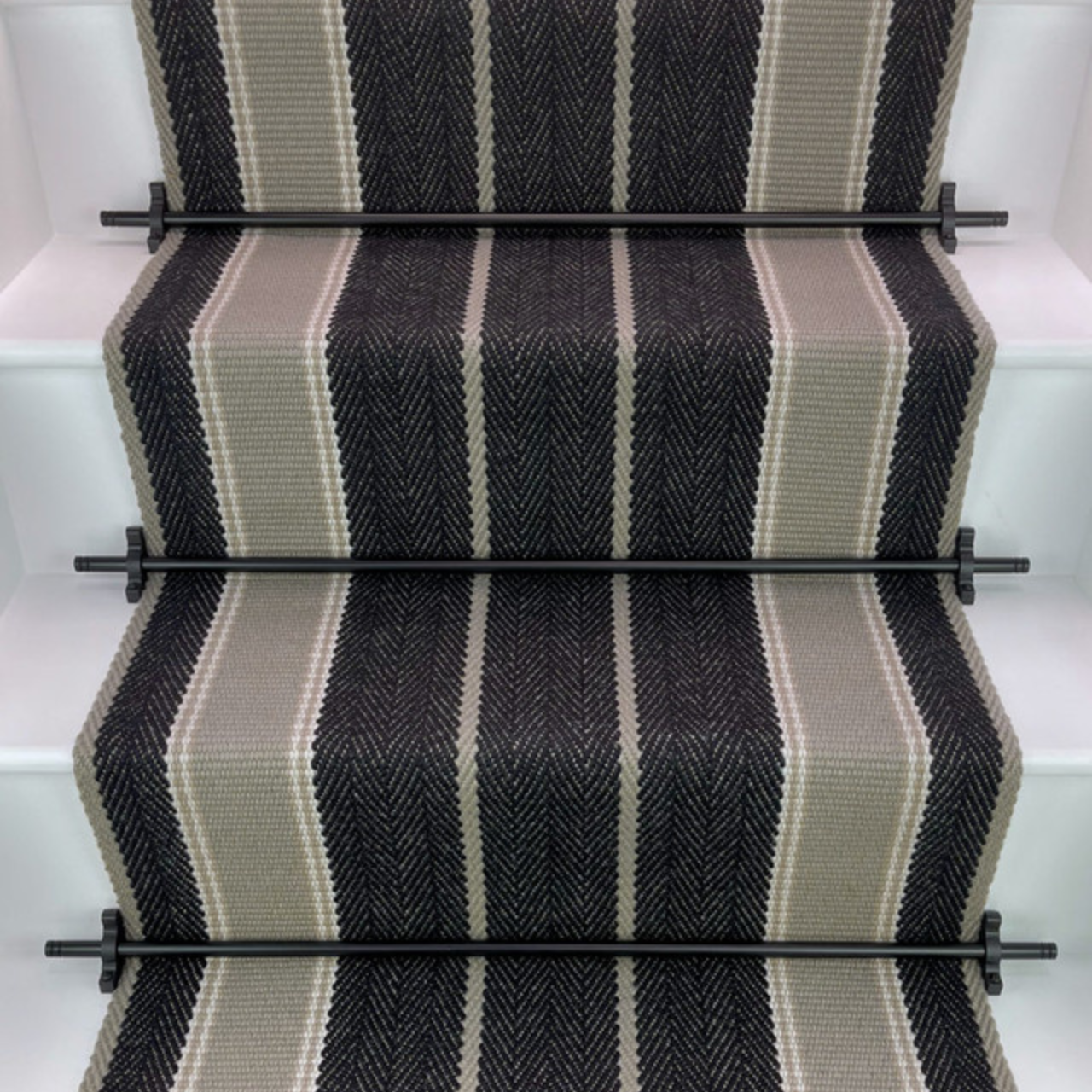 Traploper Off the Loom Broomley - Obsidian Black