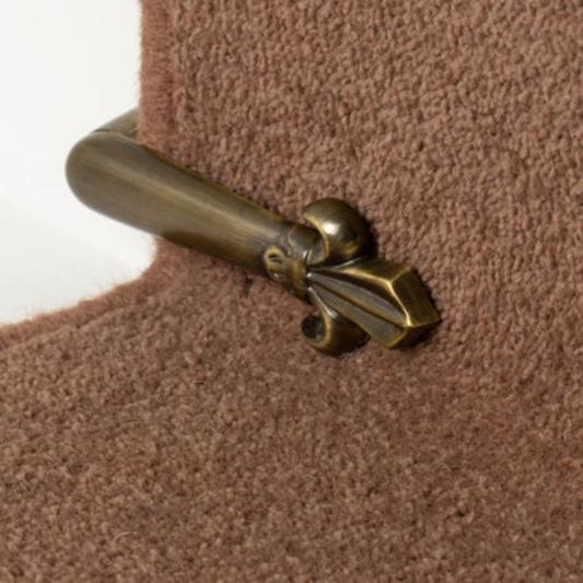 Traproede antique stair clip